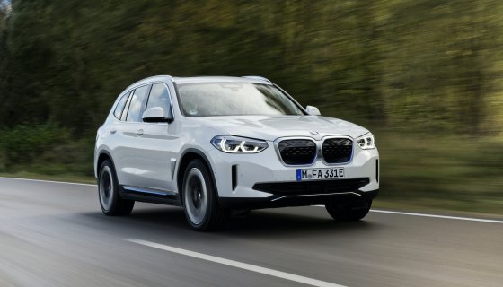 BMW iX3