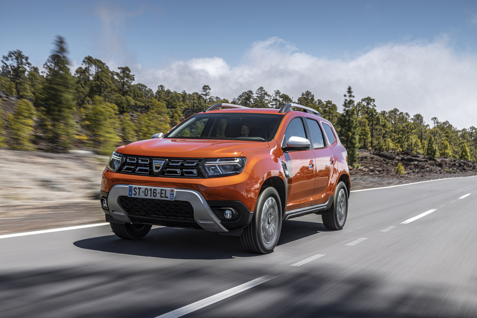 Dacia Duster Yenilendi, Beklenen EDC Vites İle Eylül'de Türkiye'de