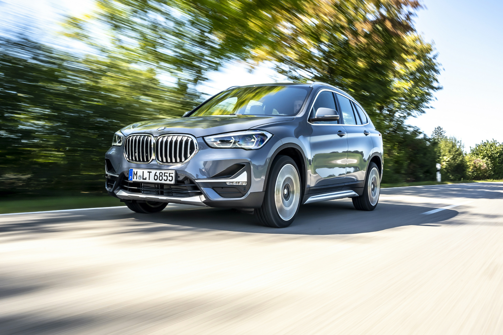 BMW'DE BAHAR FIRSATLARI: FAİZ ORANI %0,69'A İNDİ