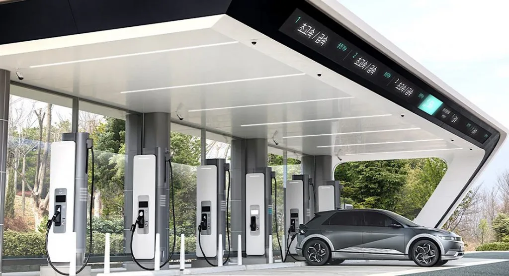 HYUNDAI’DEN ELEKTRİKLİLERE ÖZEL PİTSTOP: E-PIT