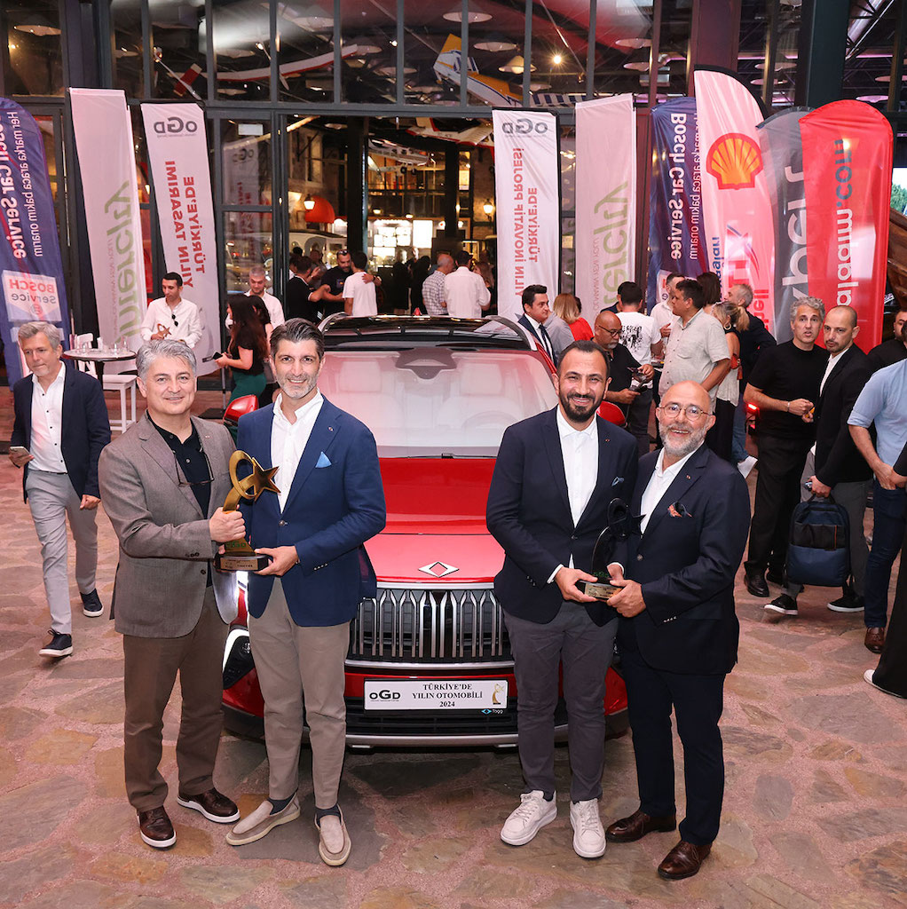 Türkiye'de Yılın Otomobili 2024 Togg T10X oldu
