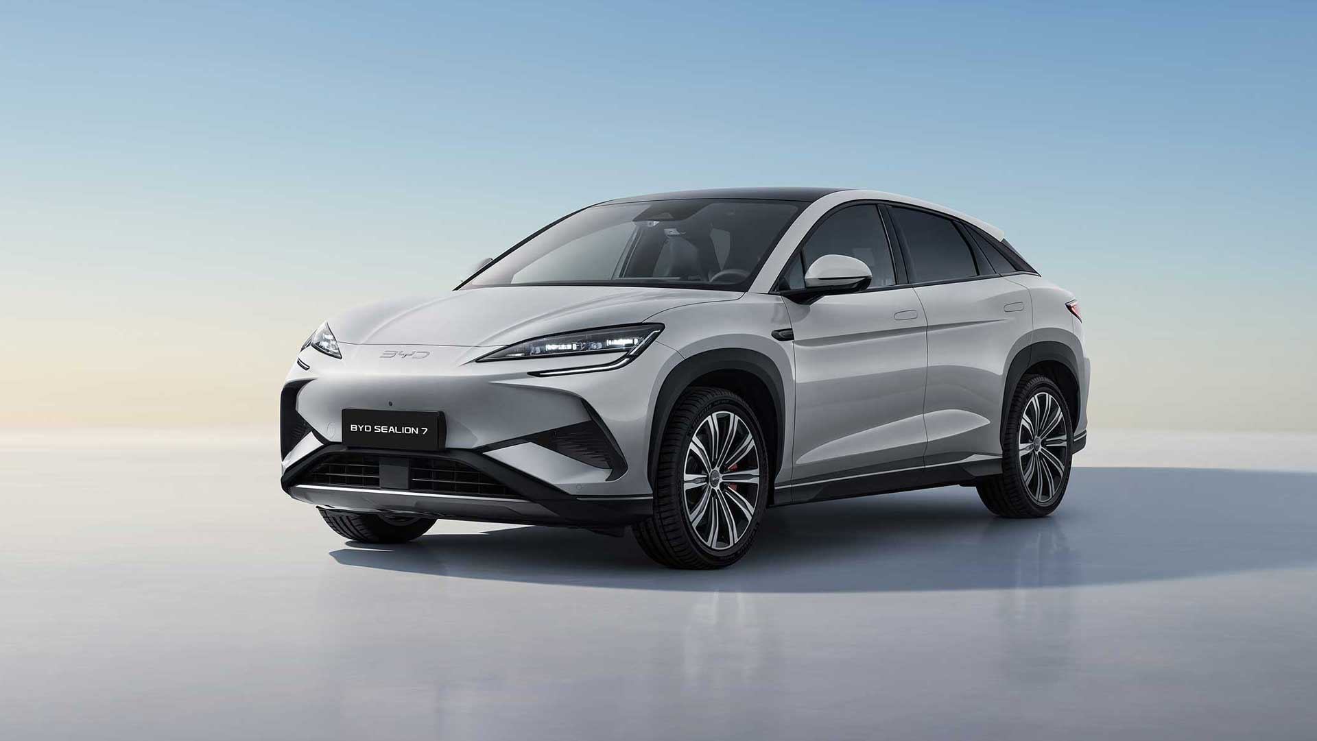 Doğu ile Batı’nın oto savaşı