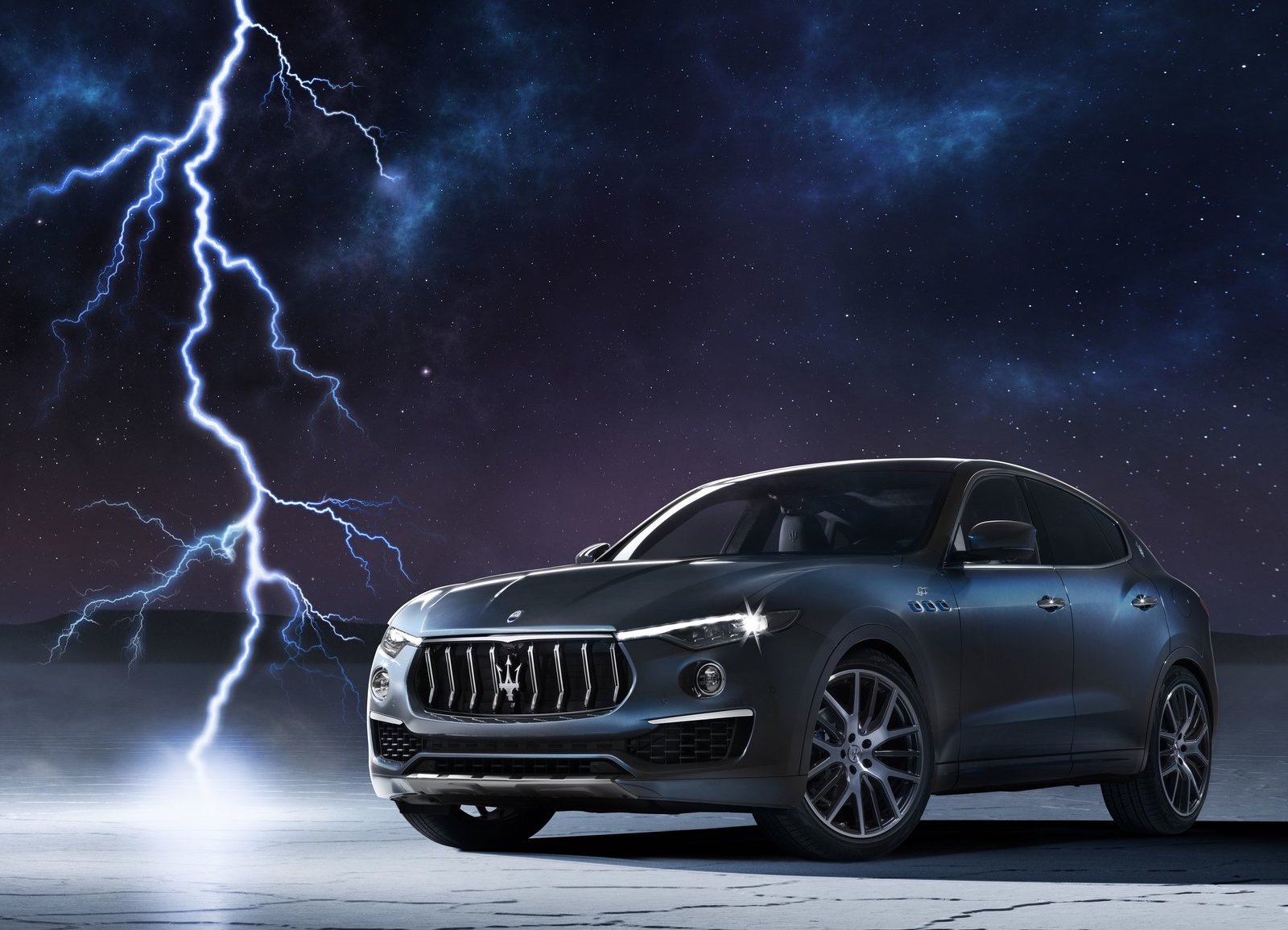MASERATI'DEN ELEKTRİKLİ DÖNÜŞÜMDE SUV HAMLESİ: LEVANTE HİBRİT