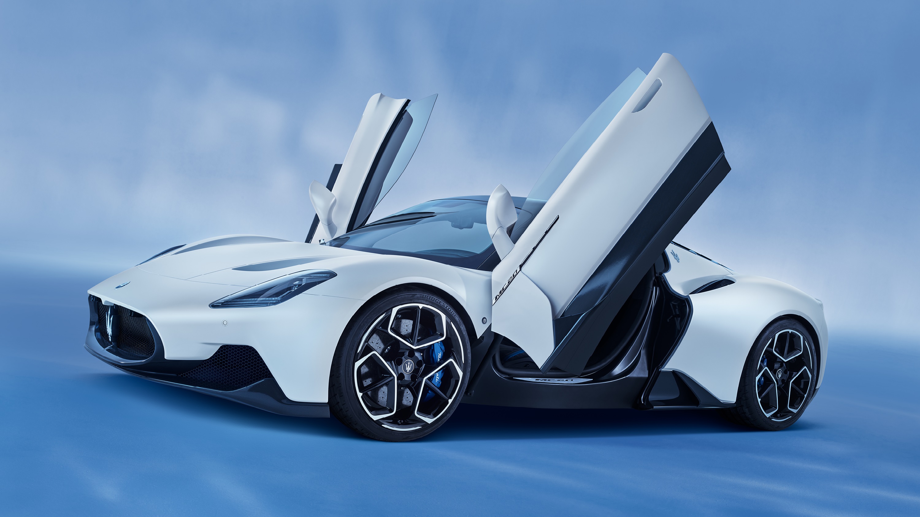 MASERATI MC20, EN İYİNİN DE İYİSİ SEÇİLDİ