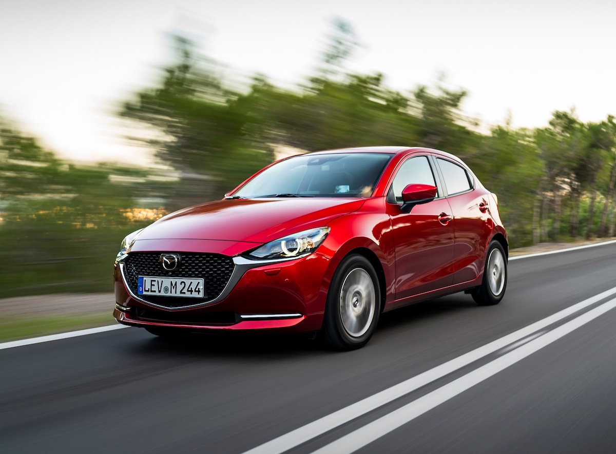 Mazda2 Hibritleri Kıskandırdı