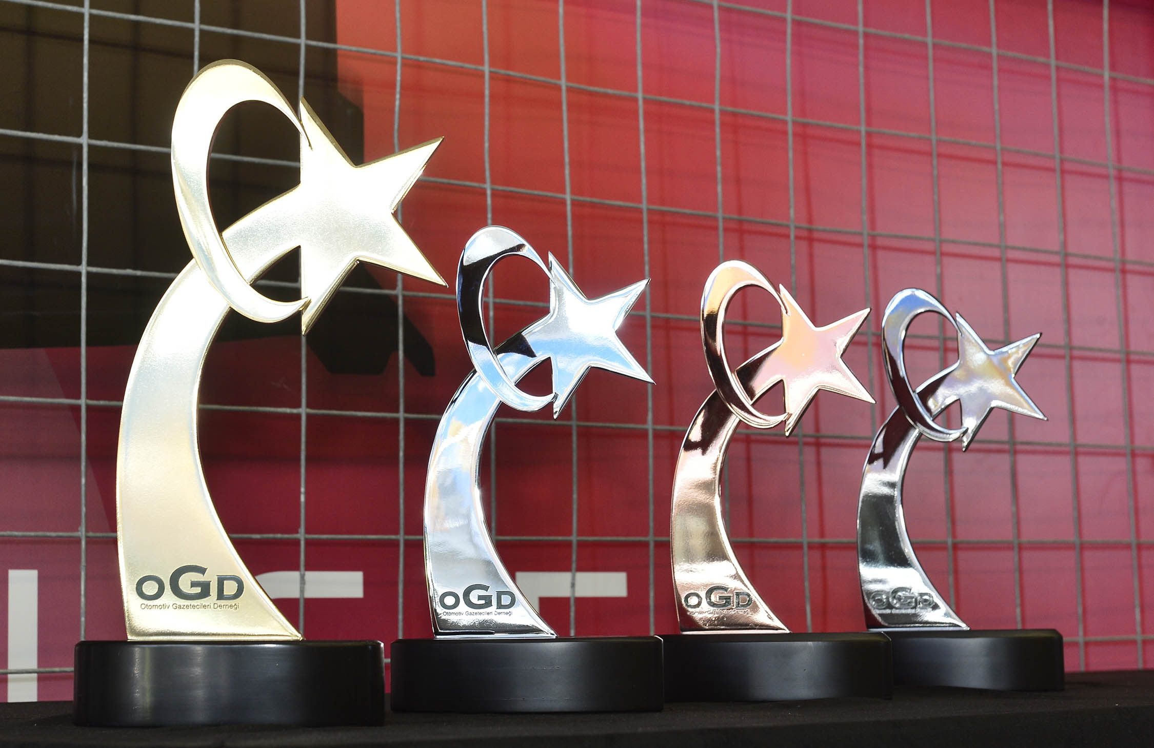 Türkiye'de Yılın Otomobili Finalistleri Açıklandı