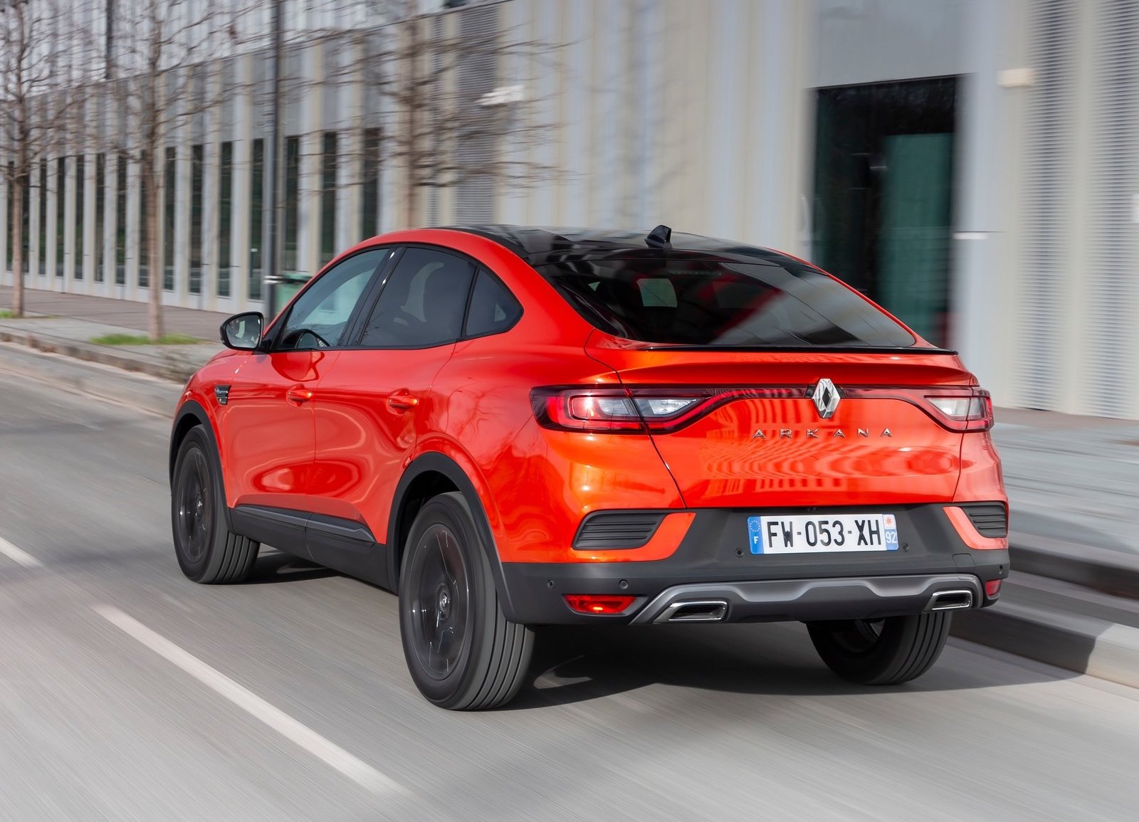 Renault Arkana Hibrit Motorlarla Geliyor