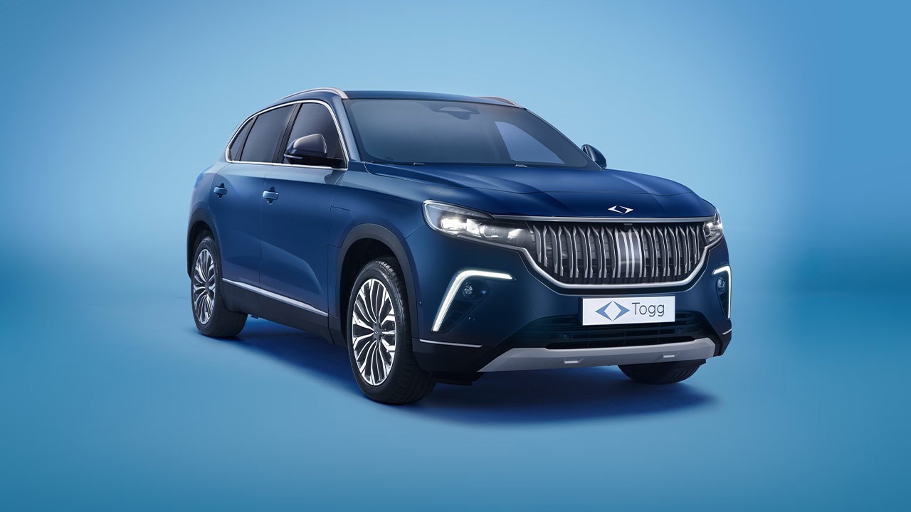 Alman gazeteciler Togg ile Gemlik’ten Münih’e 2 bin km yol katetti