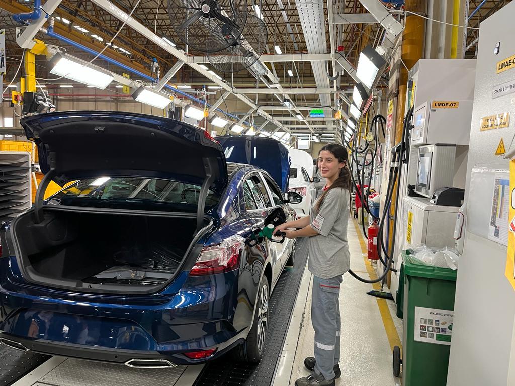 Kadın çalışan sayısı 4 kat arttı