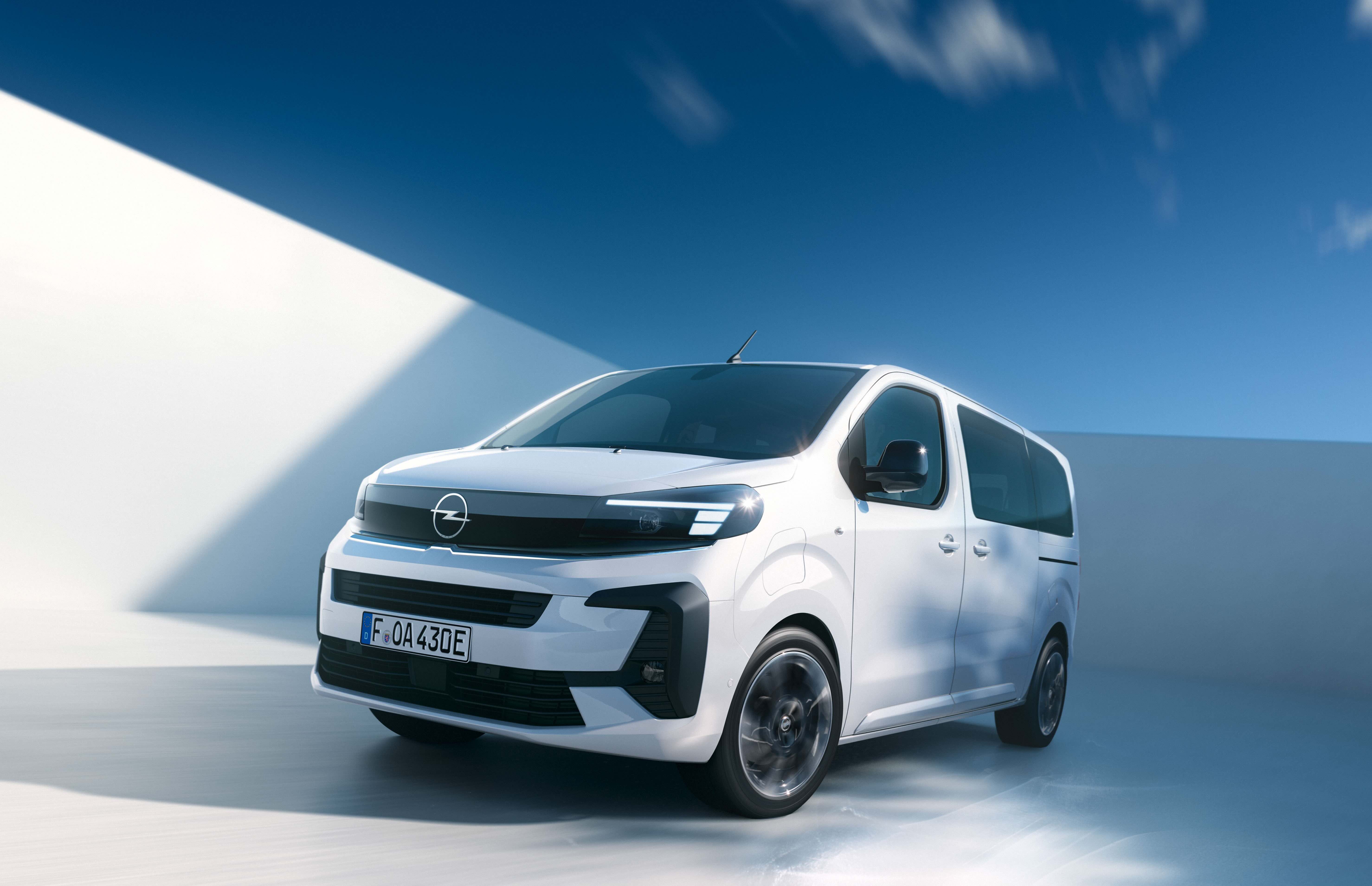 Bursalı Opel hafif ticariler satışa sunuldu