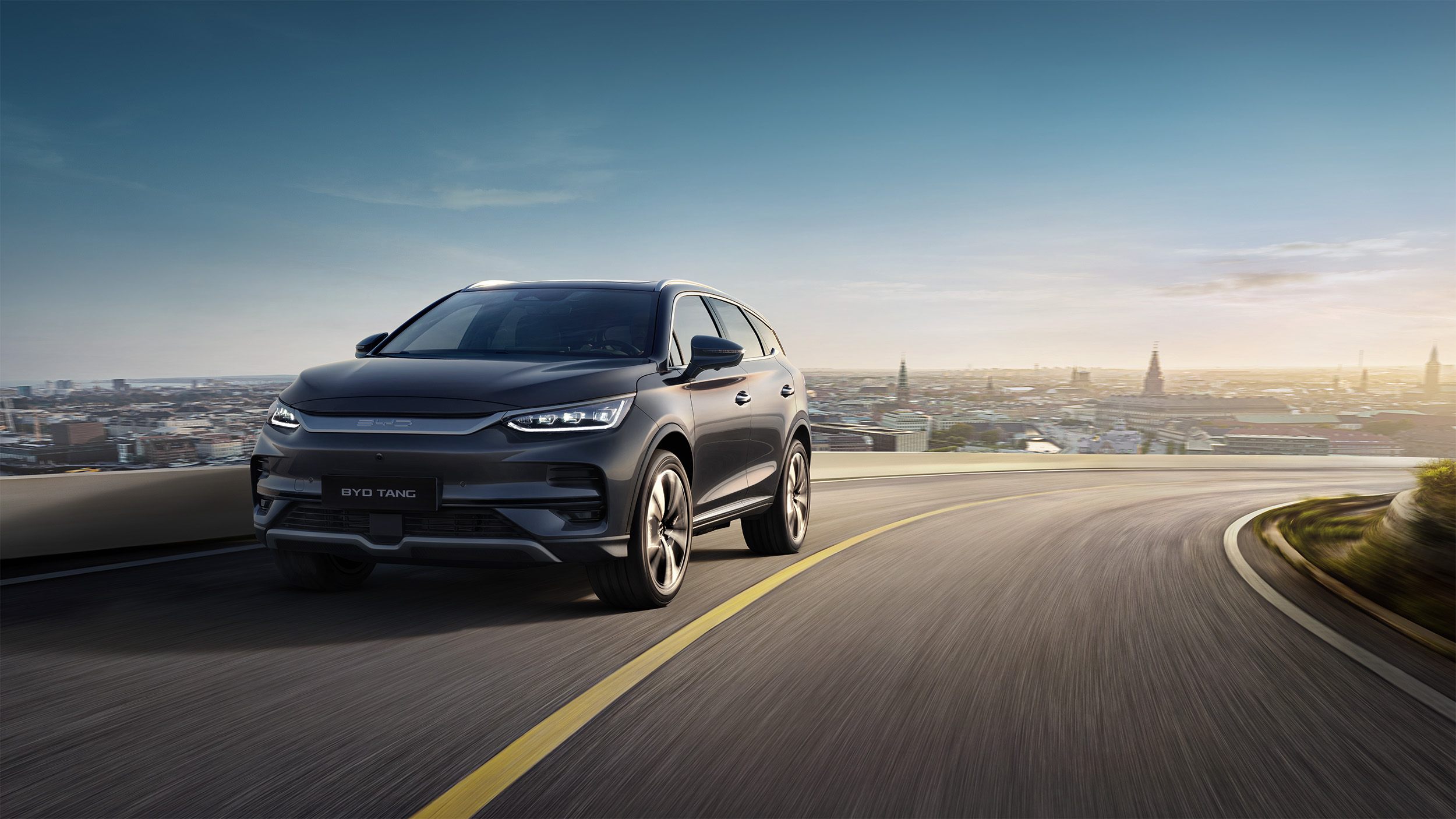 BYD'nin amiral gemisi E-SUV modeli TANG martta satışa sunulacak