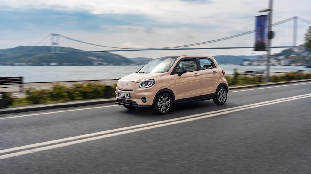 Çinli Leapmotor Türkiye'de yollara çıktı