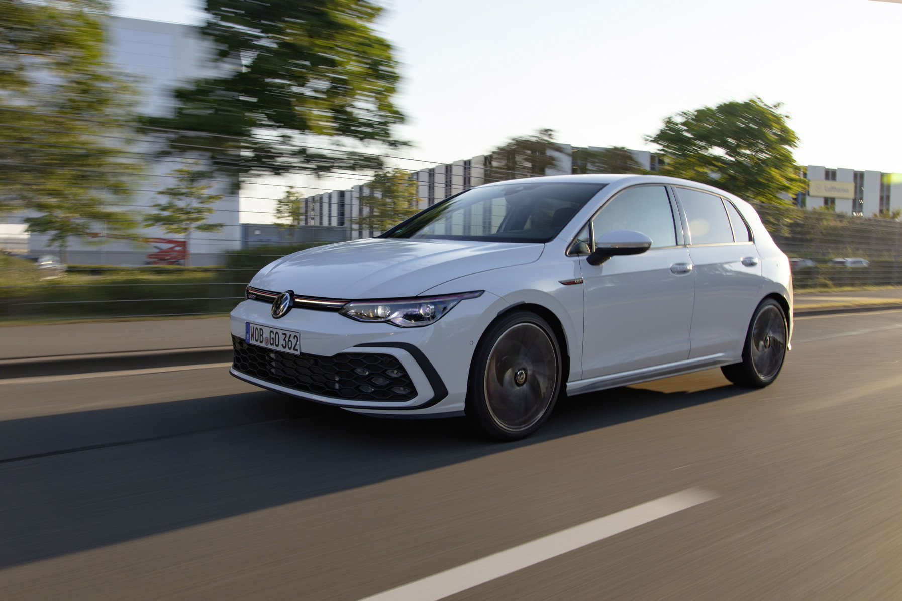 Sekizinci nesil VW Golf GTI modelinden 1000 adet gelecek